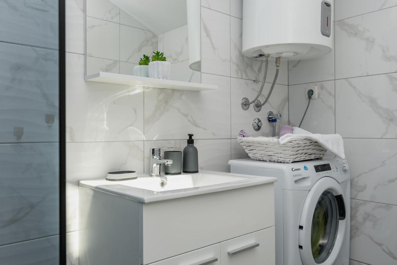 Studio Apartment Harmony Np Krka Lozovac Exterior photo